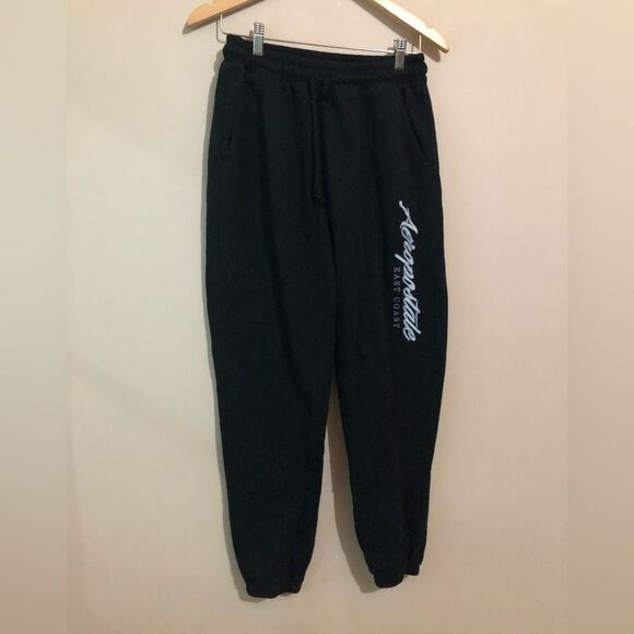 🧸 Aeropostale | Black Joggers - Picture 1 of 3